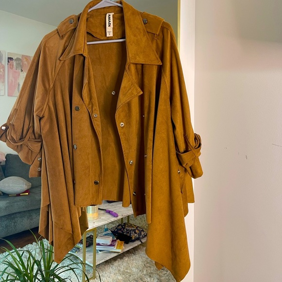 Camel colored light jacket elbow sleeves - Picture 2 of 3